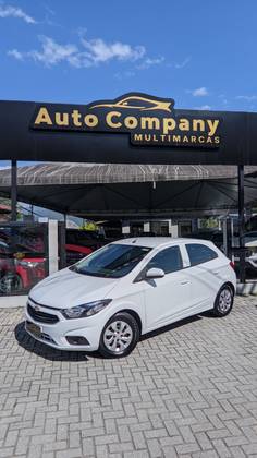 CHEVROLET ONIX 1.0 MPFI JOY 8V FLEX 4P MANUAL CHEVROLET ONIX 1.0 MPFI JOY 8V FLEX 4P MANUAL